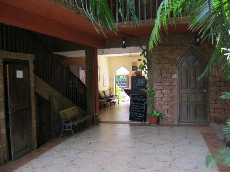 Sea Breeze Inn 3*