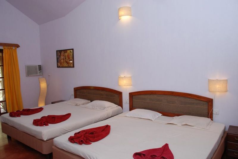 Sea Breeze Inn 3*
