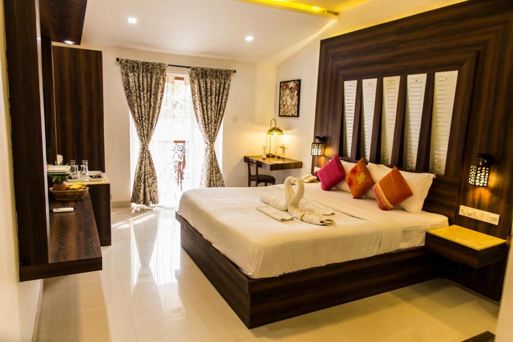 Shikara Beach Resort (Ex. Luisa By The Sea) 3*