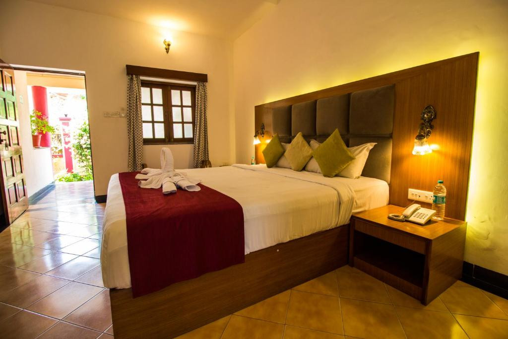 Shikara Beach Resort (Ex. Luisa By The Sea) 3*