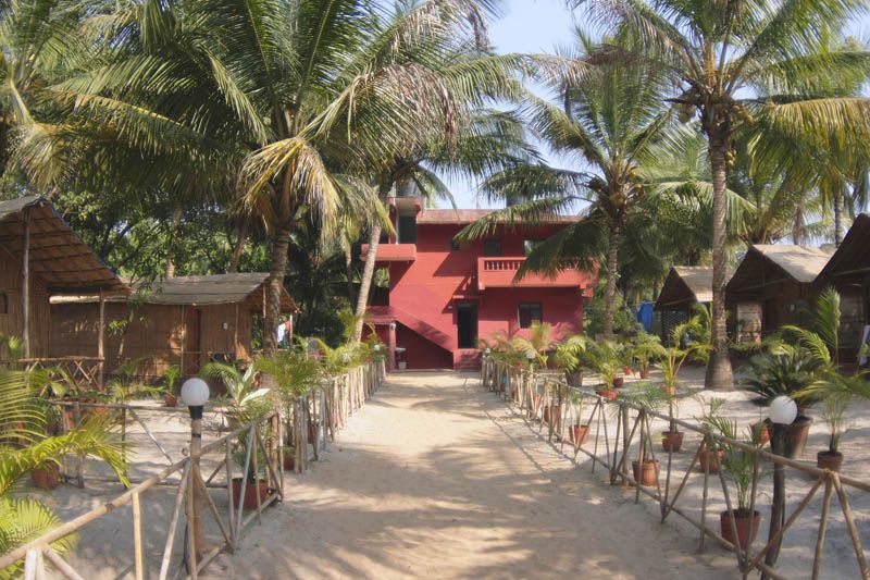 Sunset Resort 2*