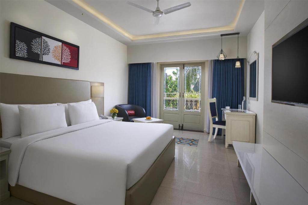 Radisson Goa Candolim (Ex. Victor Exotica) 4*