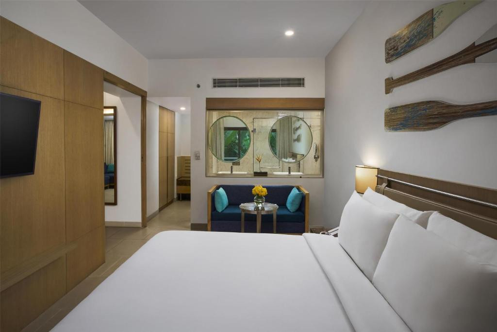 Radisson Goa Candolim (Ex. Victor Exotica) 4*