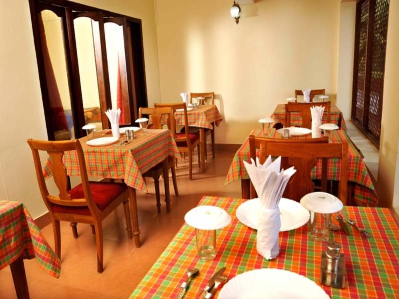 Vijaya Varma Beach Resort 2*