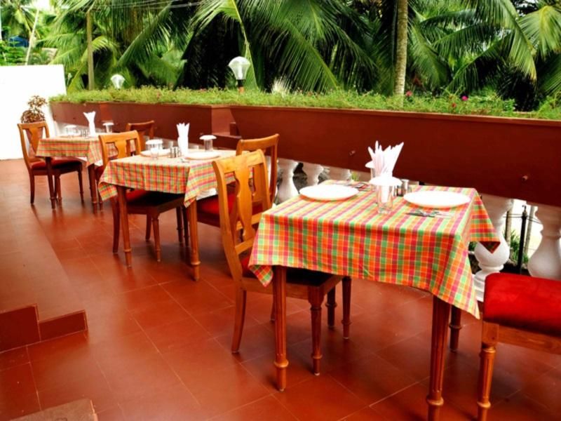 Vijaya Varma Beach Resort 2*