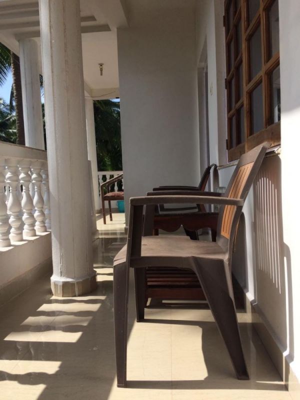 White House Beach Apartment 1*