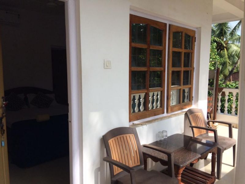 White House Beach Apartment 1*