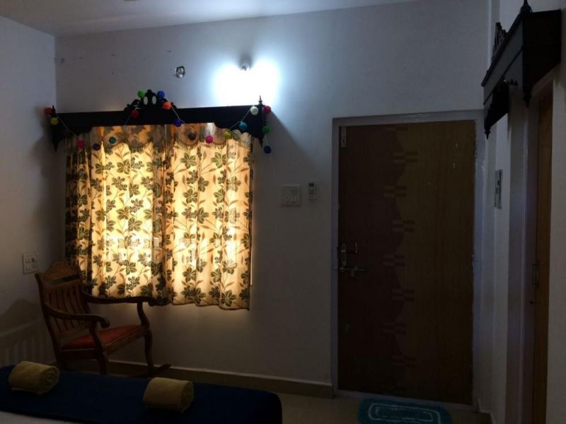White House Beach Apartment 1*