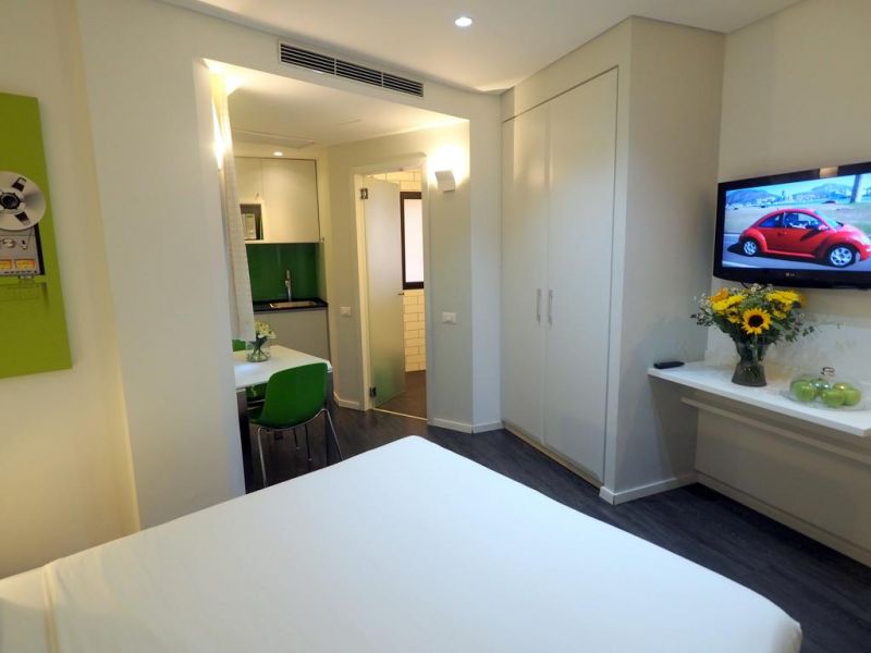 130 Rock Apartments 3*