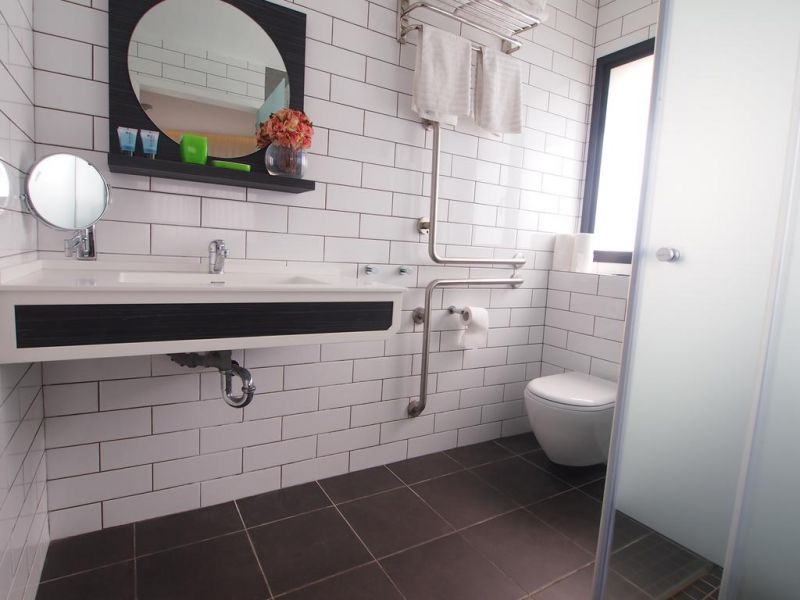 130 Rock Apartments 3*