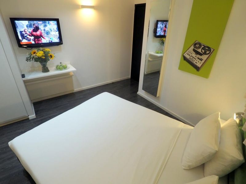 130 Rock Apartments 3*