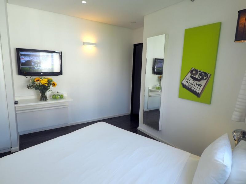 130 Rock Apartments 3*