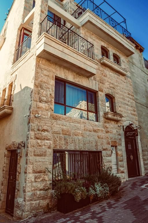 Biazi Hotel 4*