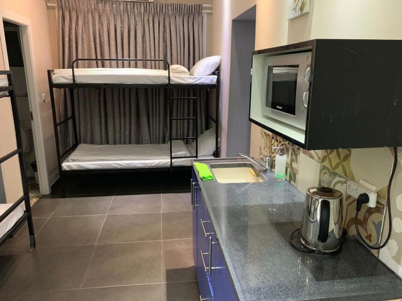 Crown Sea Hostel 3*