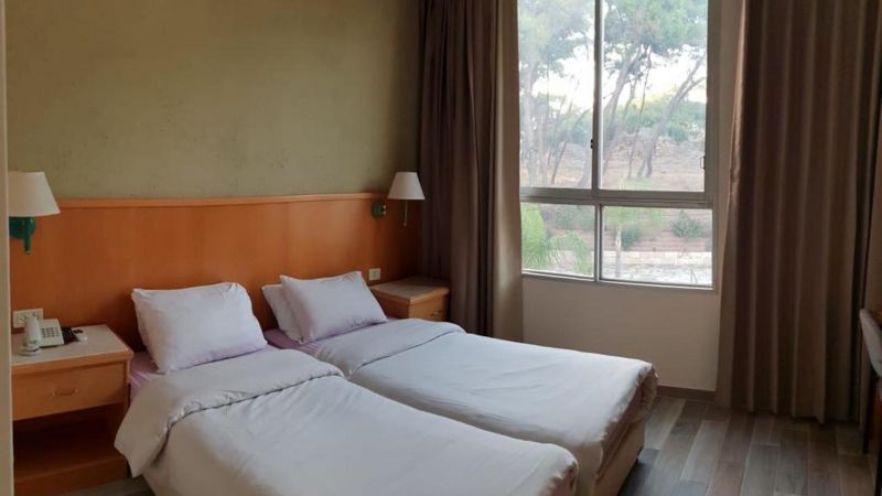 Marom Hotel 3*