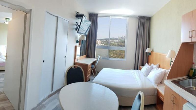 Marom Hotel 3*