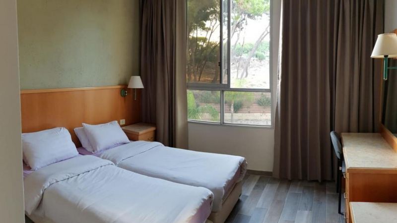 Marom Hotel 3*