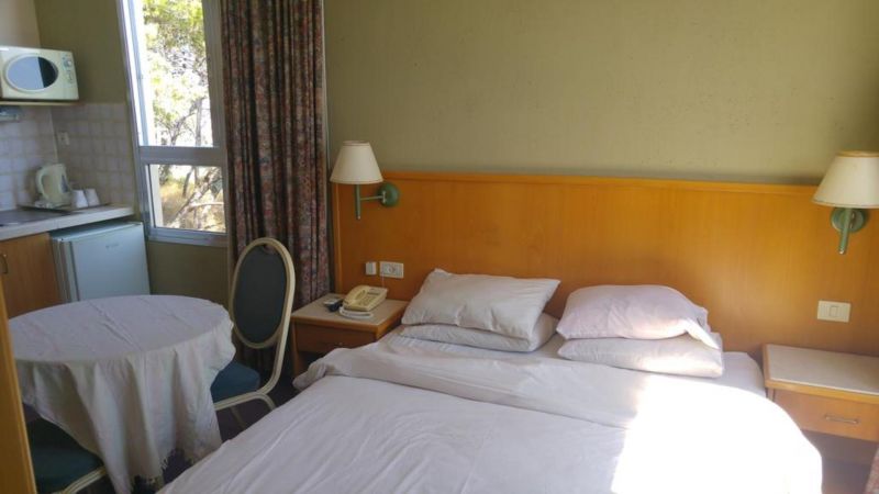 Marom Hotel 3*