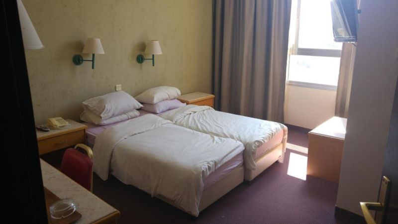 Marom Hotel 3*