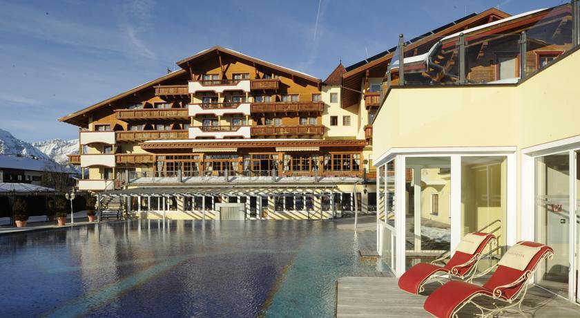 Aktiv & Spa Resort Alpenpark 4*