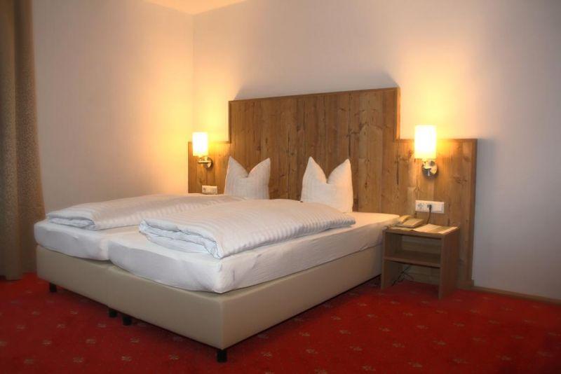 Alphof Hotel 3*