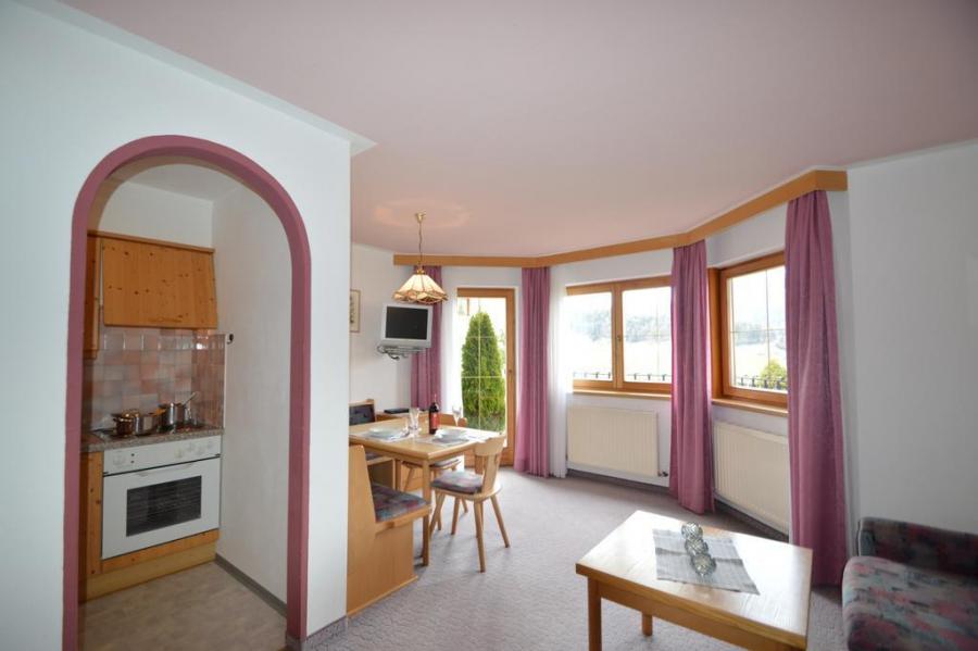 Apartments Romantika 2*