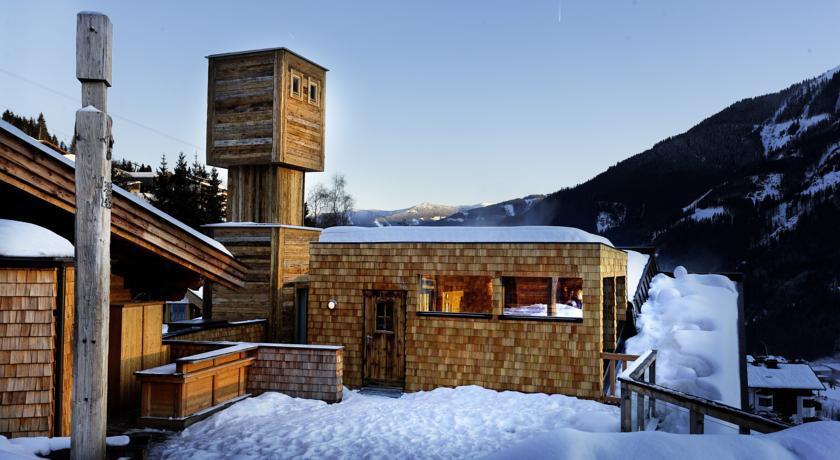 Art Und Ski-in Hotel Hinterhag 4*