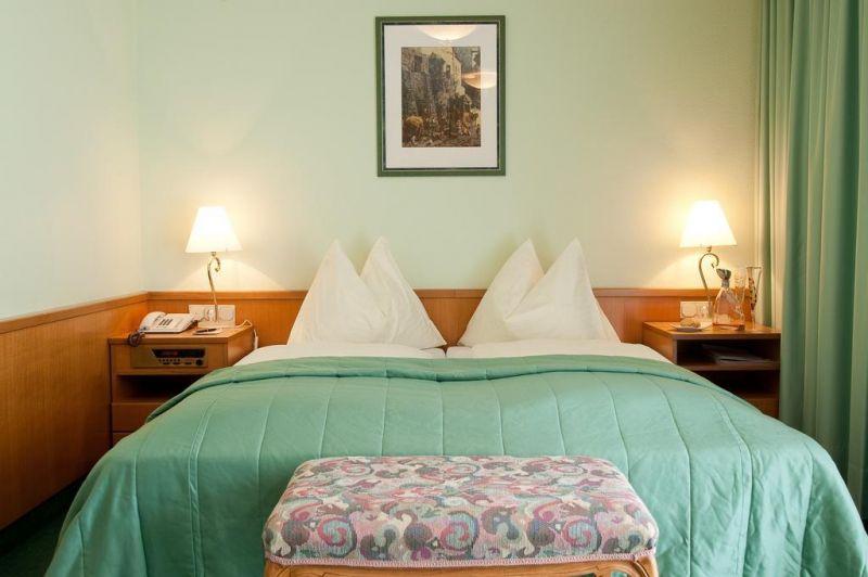 Astoria 4*