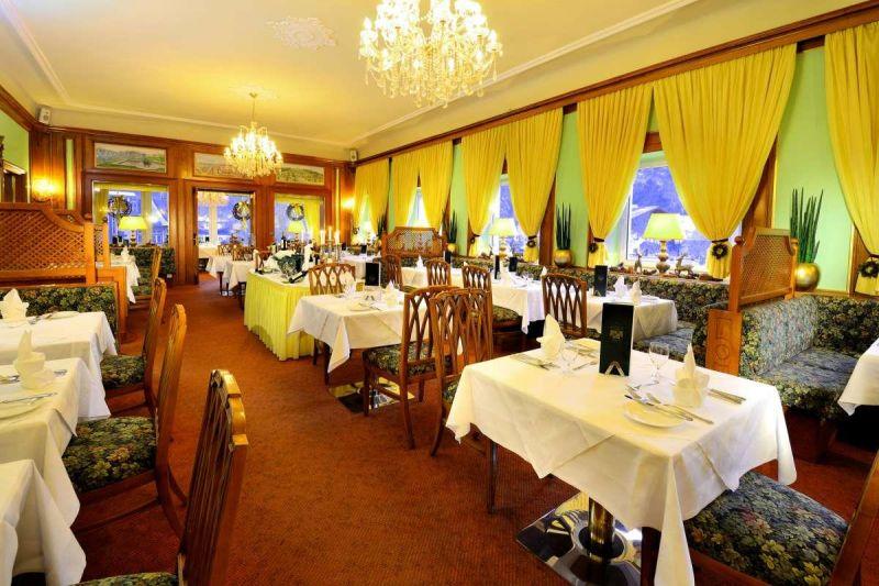 Astoria 4*