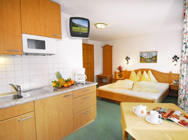 Austria 3*