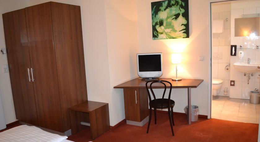 Belmondo 4*