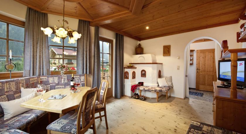 Bruggerhof Pension 3*