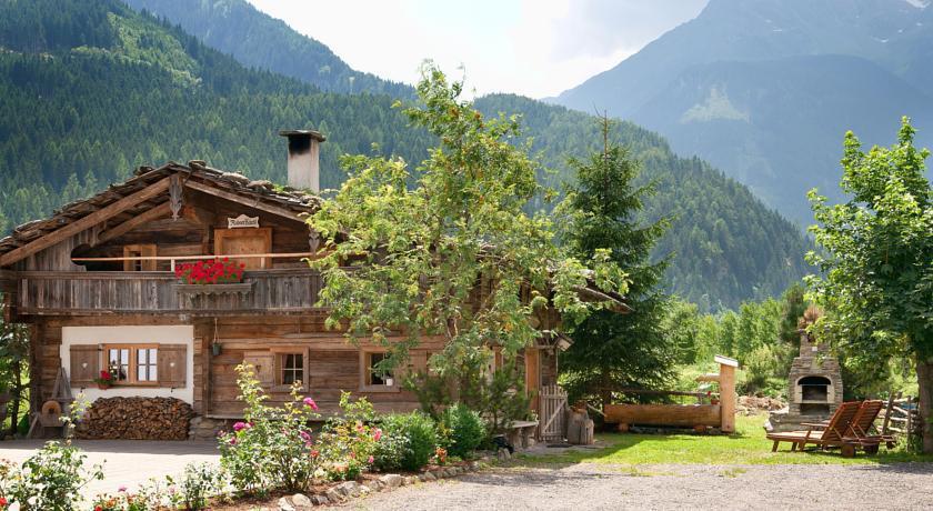 Bruggerhof Pension 3*