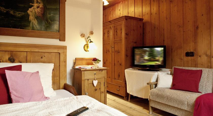 Bruggerhof Pension 3*