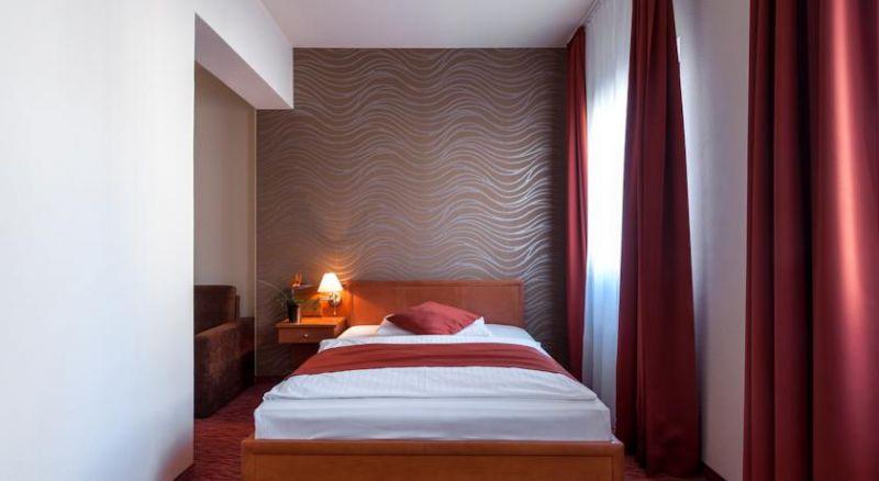 Club Hotel Cortina 4*