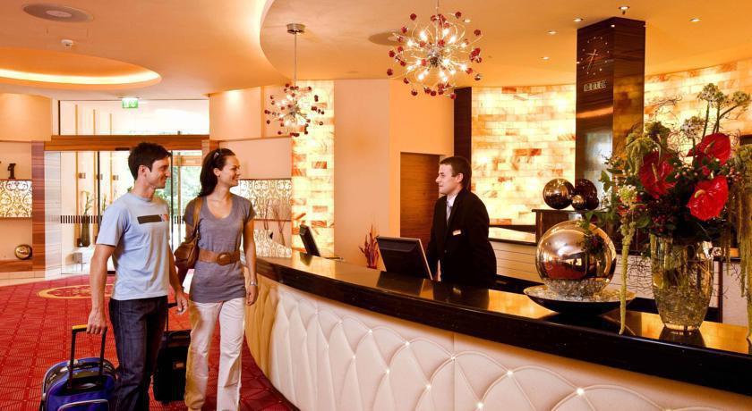Eurothermenresort & Hotel Royal 4*