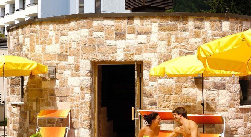 Eurothermenresort & Hotel Royal 4*