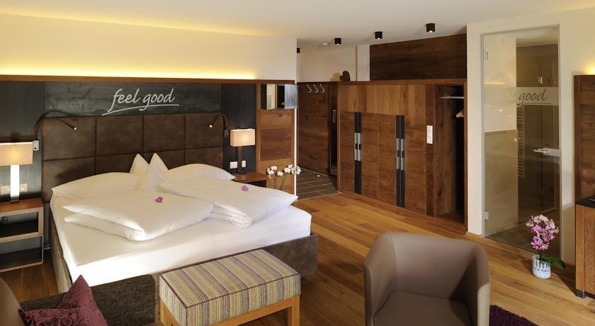 Fliana Apart 3*