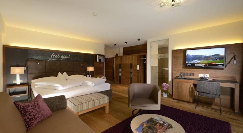 Fliana Apart 3*