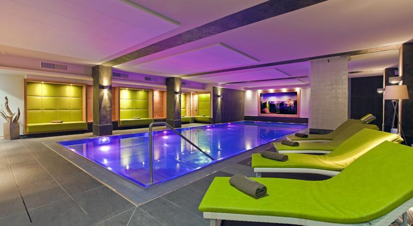 Fliana Apart 3*