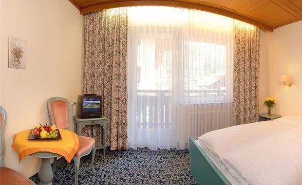 Fun & Spa Hotel Strass 4*