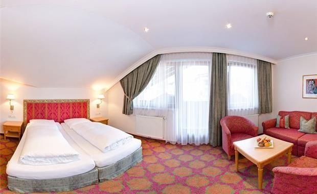 Fun & Spa Hotel Strass 4*
