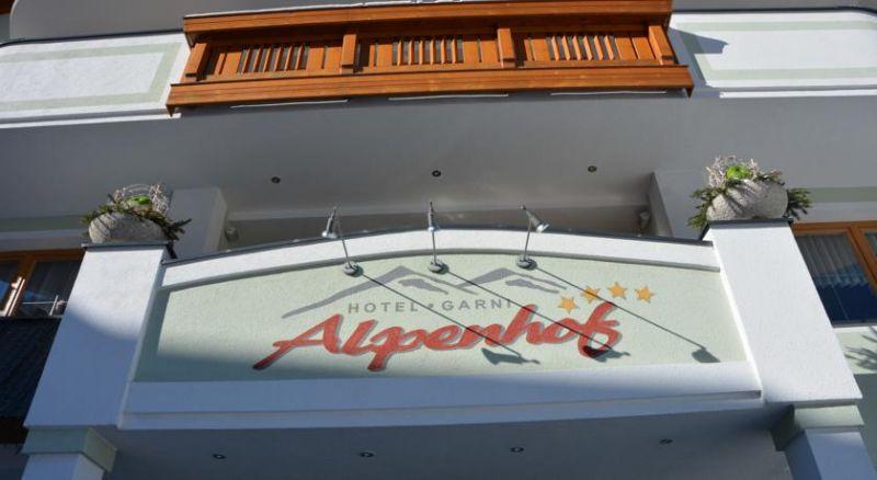 Garni Alpenhof 3*