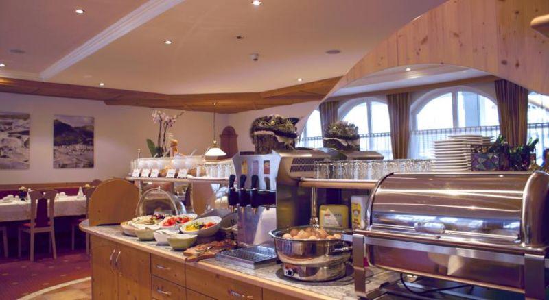 Garni Alpenhof 3*