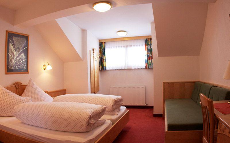 Garni Mirabell 3*