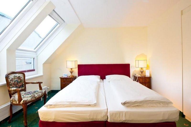 Graben 4*