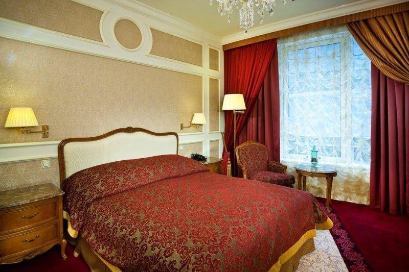 Grand Hotel Wien 5*