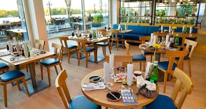 Hilton Vienna Danube Waterfront Hotel 4*