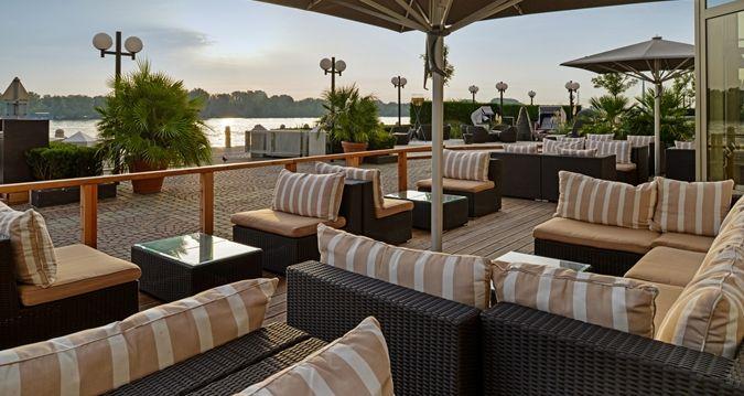 Hilton Vienna Danube Waterfront Hotel 4*