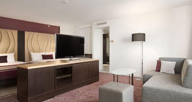 Hilton Vienna Danube Waterfront Hotel 4*